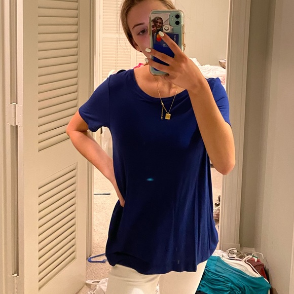 blue old navy top - Picture 2 of 3